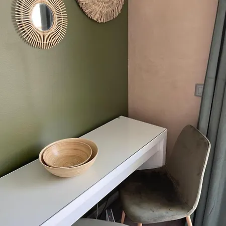 La Room: Seaside + Terrace + Parking * Μεντόν