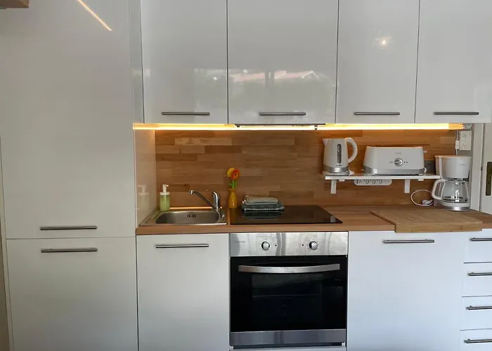 La Room: Seaside + Terrace + Parking דירה *