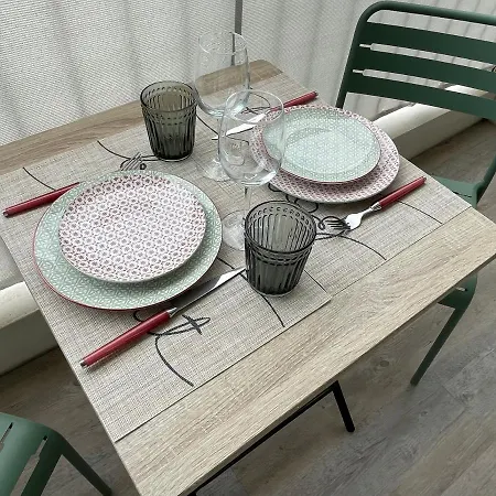 La Room: Seaside + Terrace + Parking מנטון