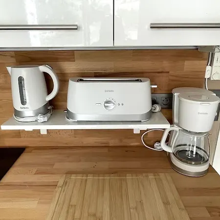 La Room: Seaside + Terrace + Parking * מנטון