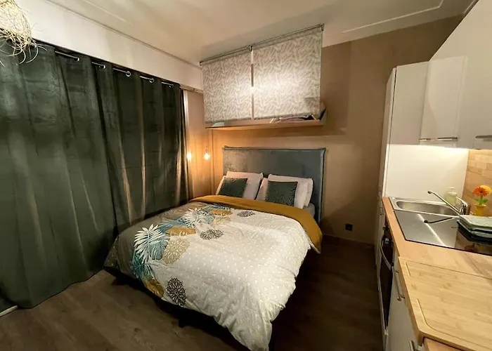 La Room: Seaside + Terrace + Parking Apartment *